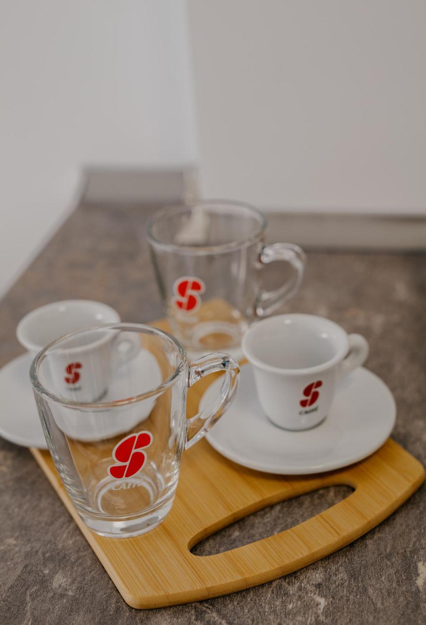 Royal Blue Property Oradea Ngoại thất bức ảnh