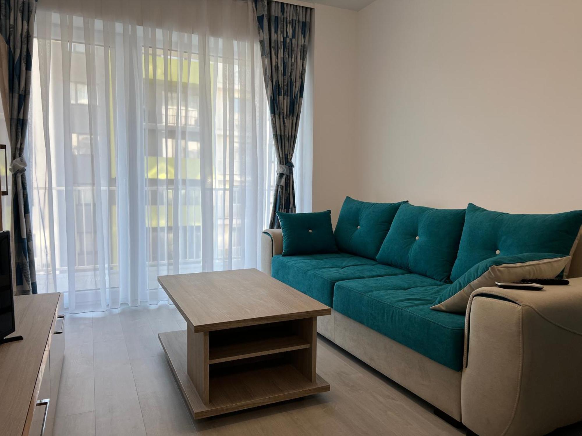 Royal Blue Property Oradea Ngoại thất bức ảnh